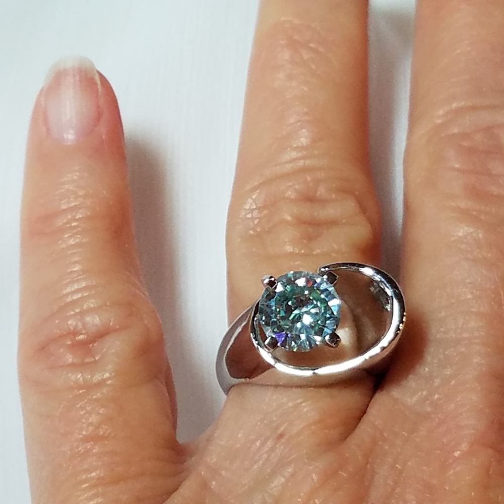 MOISSANITE RING 2.54 ct. - Picture 11 of 13
